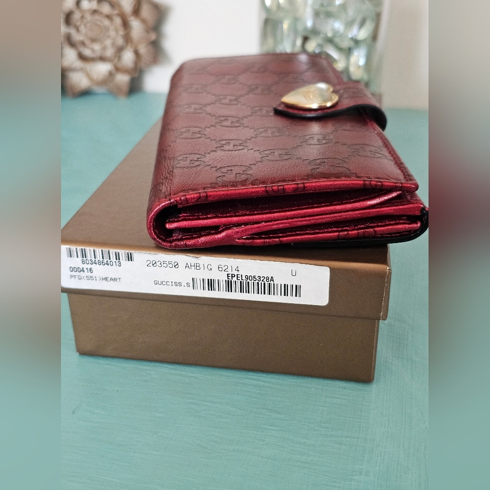 Gucci Guccissima Heart Continental Wallet - Picture 12 of 14
